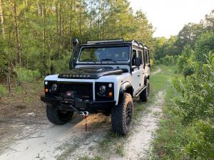 Land Rover Defender 110 by Osprey Custom Cars 1993 года 